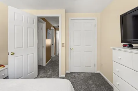 4 Linden Lane Essex VT 05452