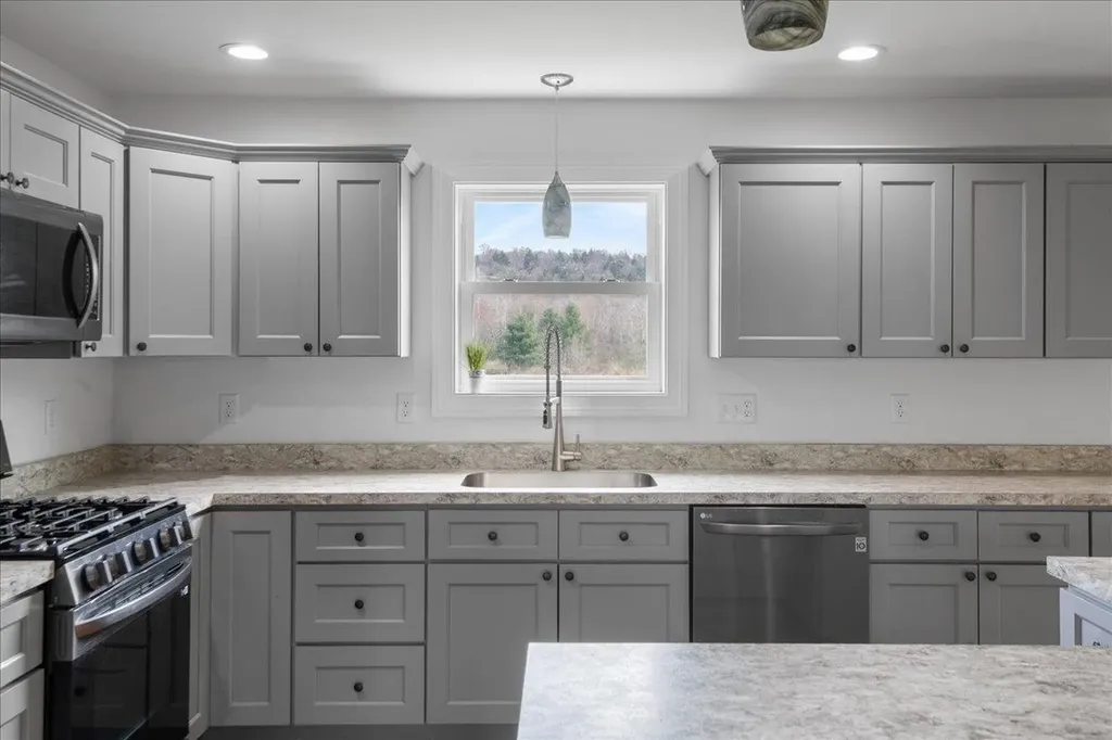 482 Pidgeon Hill Road Franklin VT 05457