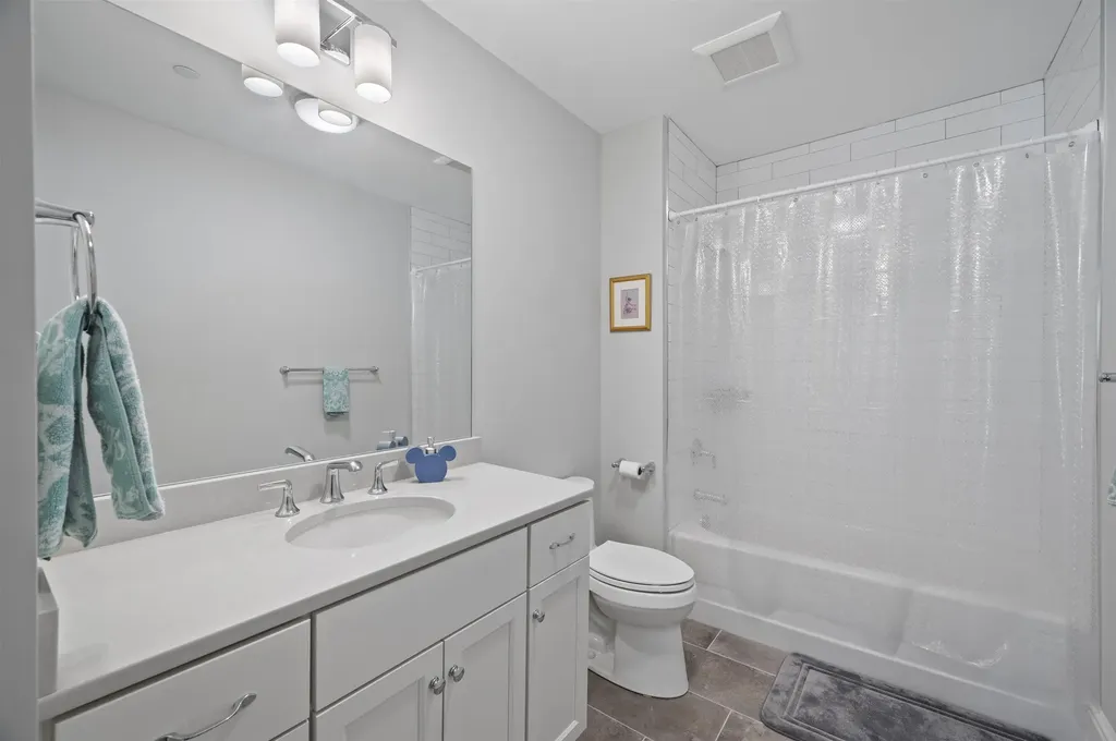 32 Willey Creek Road Exeter NH 03833