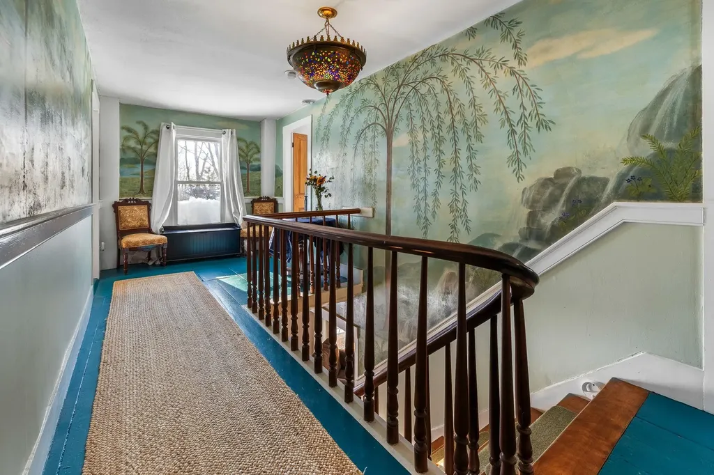 68 Doe Lane Newbury VT 05051