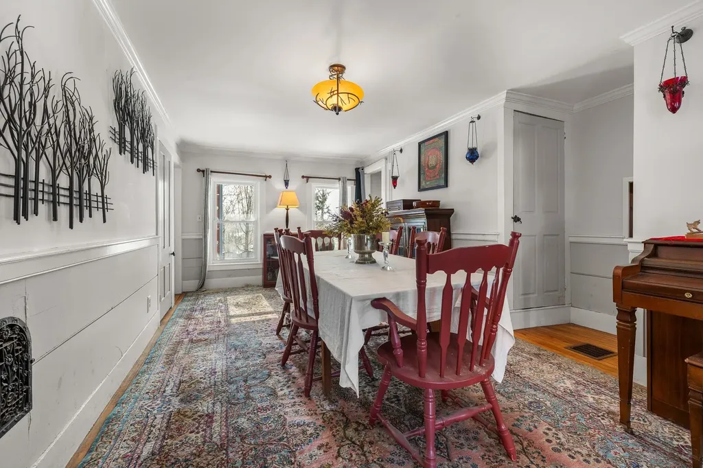 68 Doe Lane Newbury VT 05051