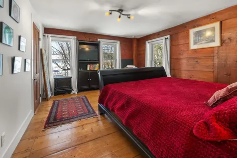 68 Doe Lane Newbury VT 05051