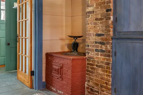 68 Doe Lane Newbury VT 05051