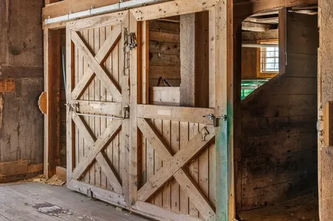 68 Doe Lane Newbury VT 05051