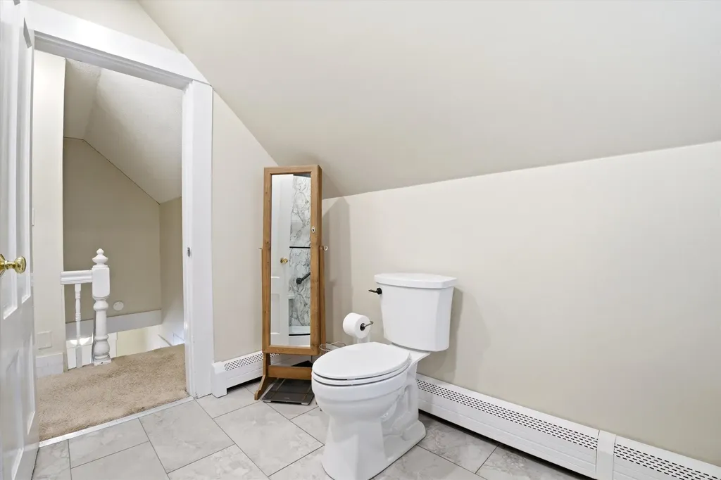 4 Orange Street Milford NH 03055