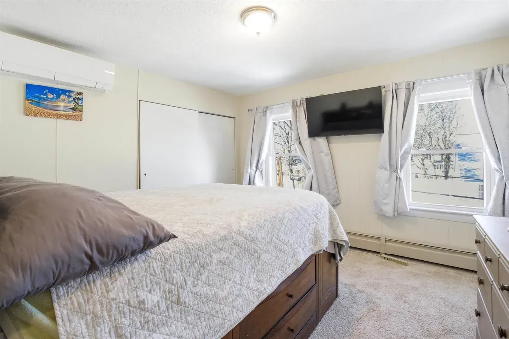 4 Orange Street Milford NH 03055