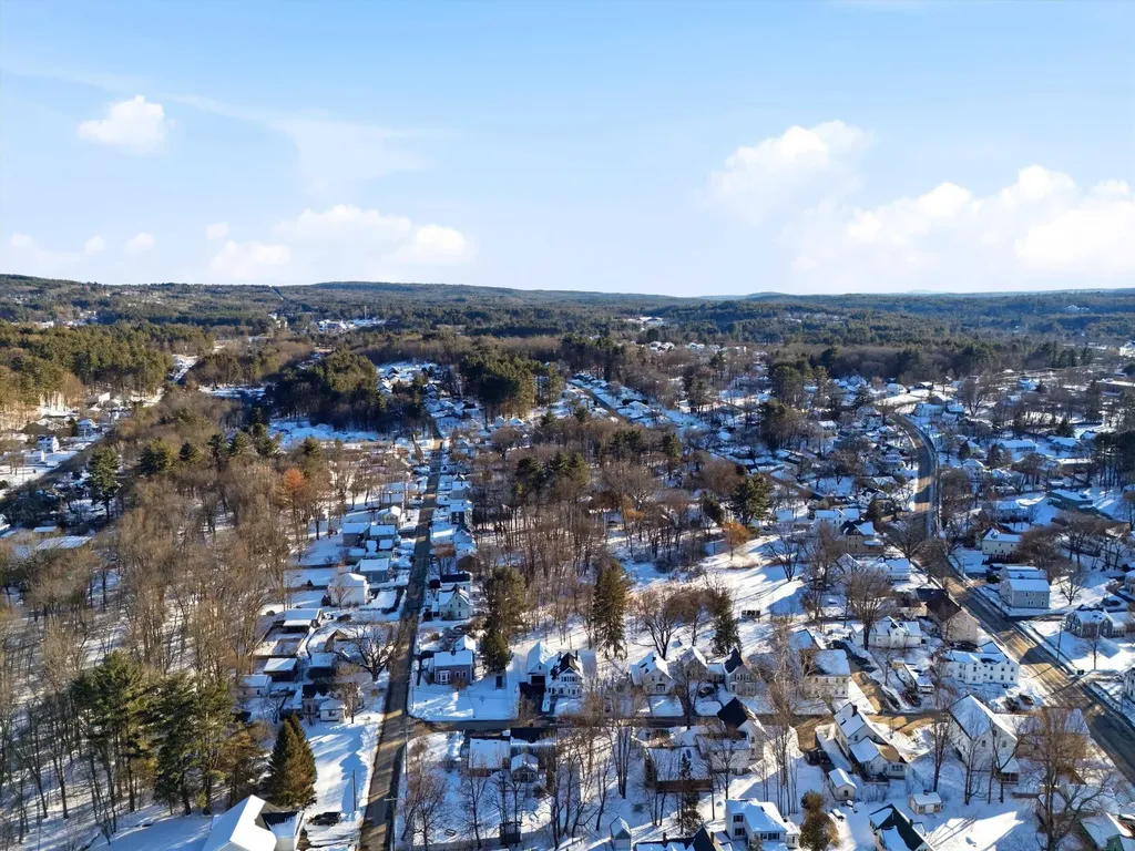 4 Orange Street Milford NH 03055