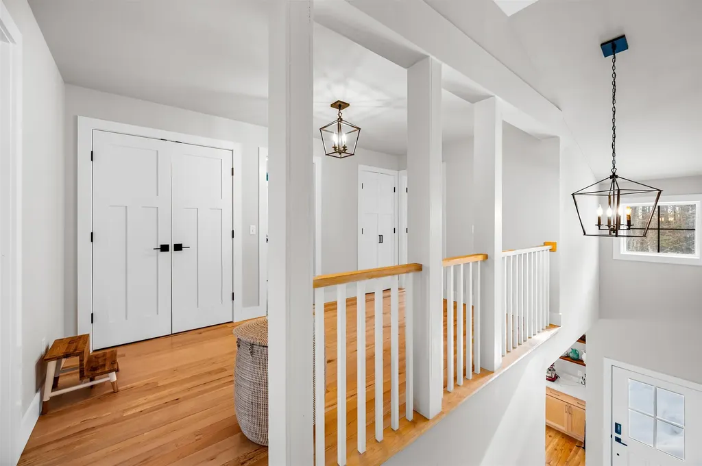 44 Pinnacle Point Waterbury VT 05676