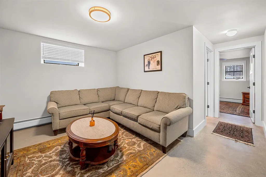 44 Pinnacle Point Waterbury VT 05676