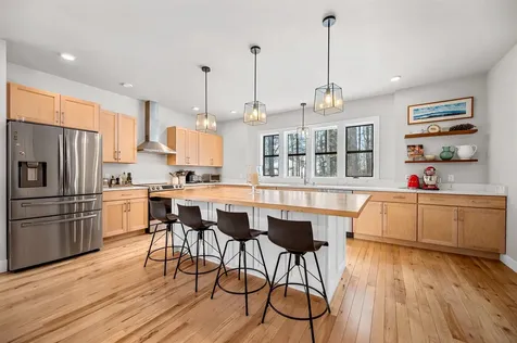 44 Pinnacle Point Waterbury VT 05676