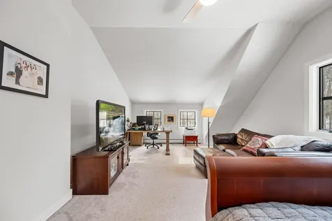 44 Pinnacle Point Waterbury VT 05676