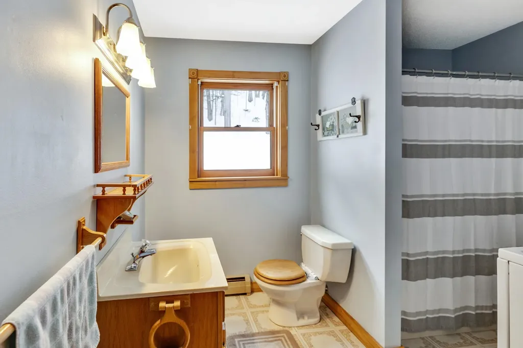 1465 West Echo Lake Road Charleston VT 05872