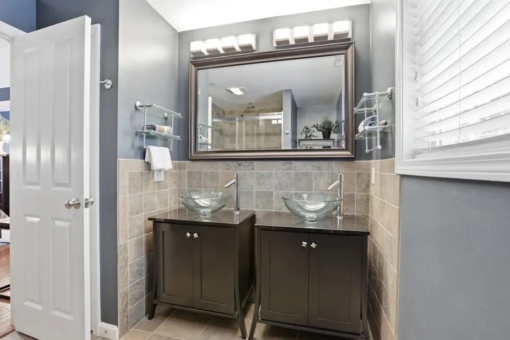 5 Stone Fence Drive Derry NH 03038