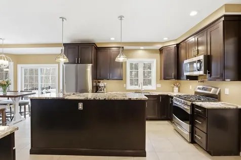 5 Stone Fence Drive Derry NH 03038