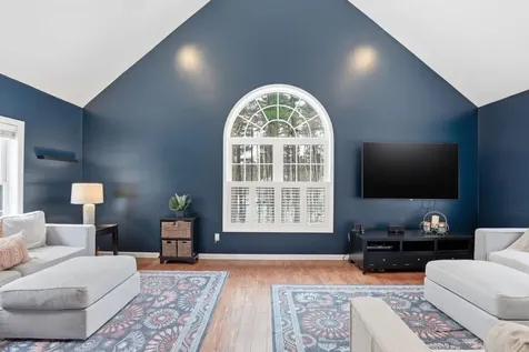 5 Stone Fence Drive Derry NH 03038