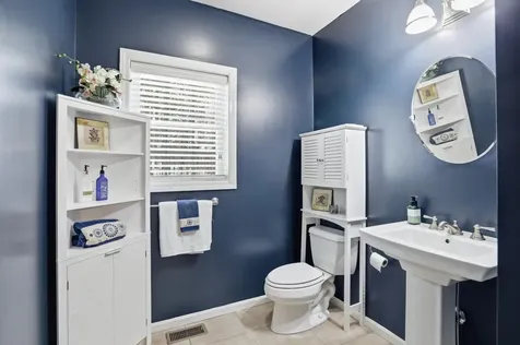 5 Stone Fence Drive Derry NH 03038