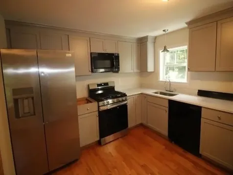 66 Goodhue Drive Derry NH 03038