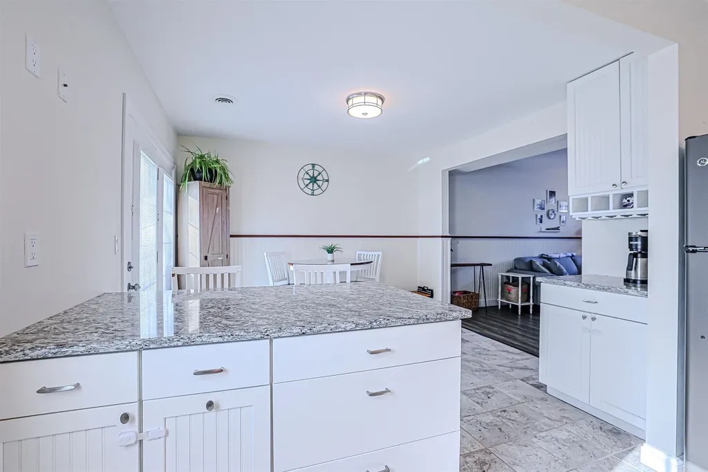 415 High Street Hampton NH 03842