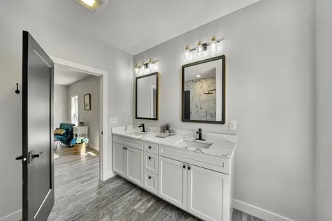 106-15 Fieldstone Lane New London NH 03257