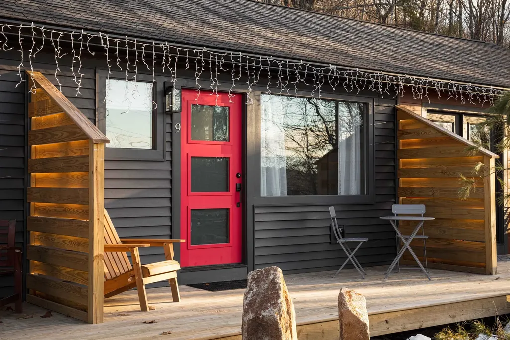 435 South Mayhew Turnpike Hebron NH 03241