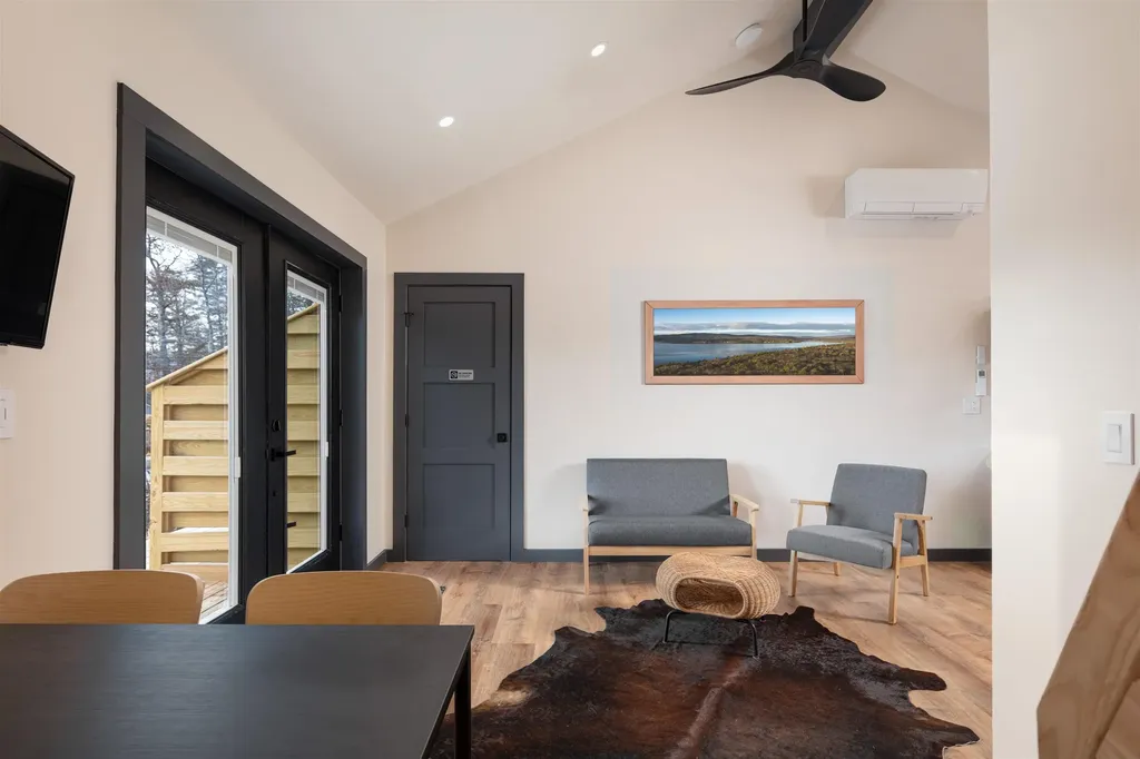 435 South Mayhew Turnpike Hebron NH 03241