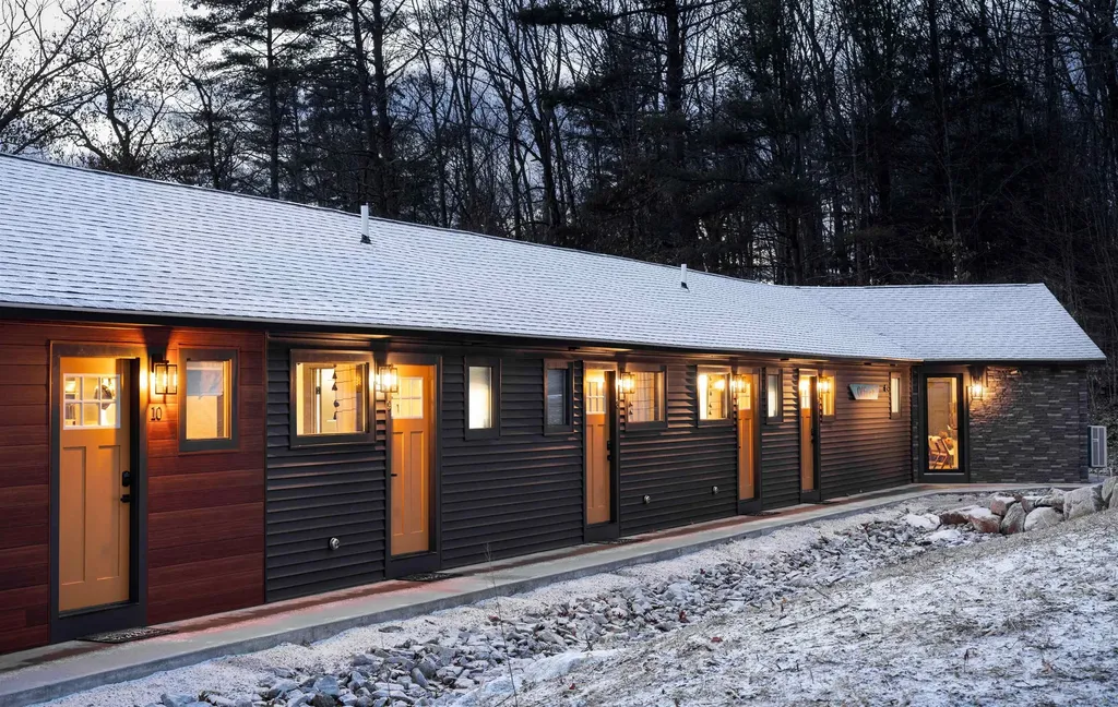 435 South Mayhew Turnpike Hebron NH 03241