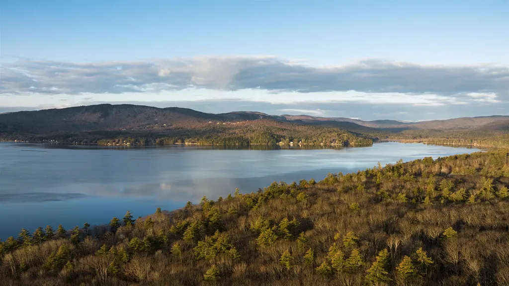 435 South Mayhew Turnpike Hebron NH 03241