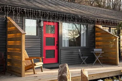 435 South Mayhew Turnpike Hebron NH 03241