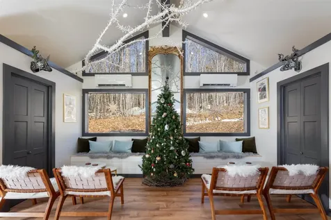 435 South Mayhew Turnpike Hebron NH 03241