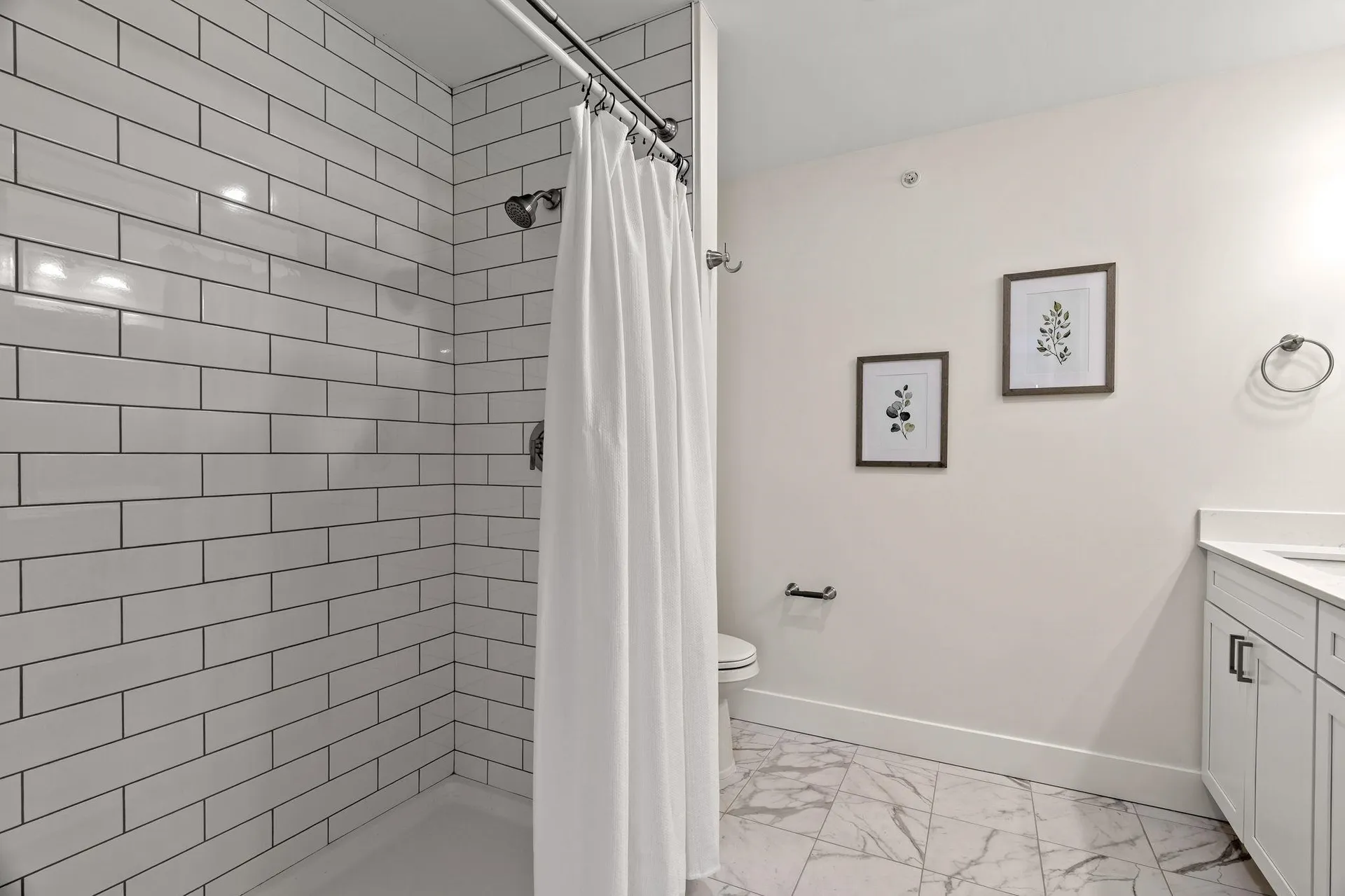 15 Suffolk Drive Concord NH 03303