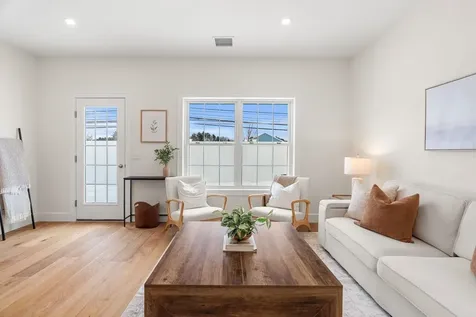 15 Suffolk Drive Concord NH 03303