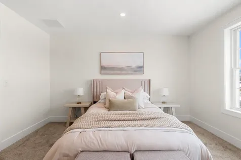 15 Suffolk Drive Concord NH 03303