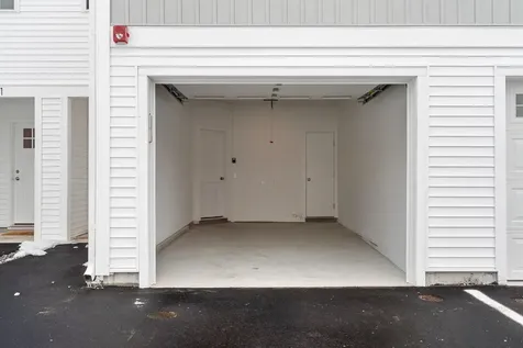 15 Suffolk Drive Concord NH 03303