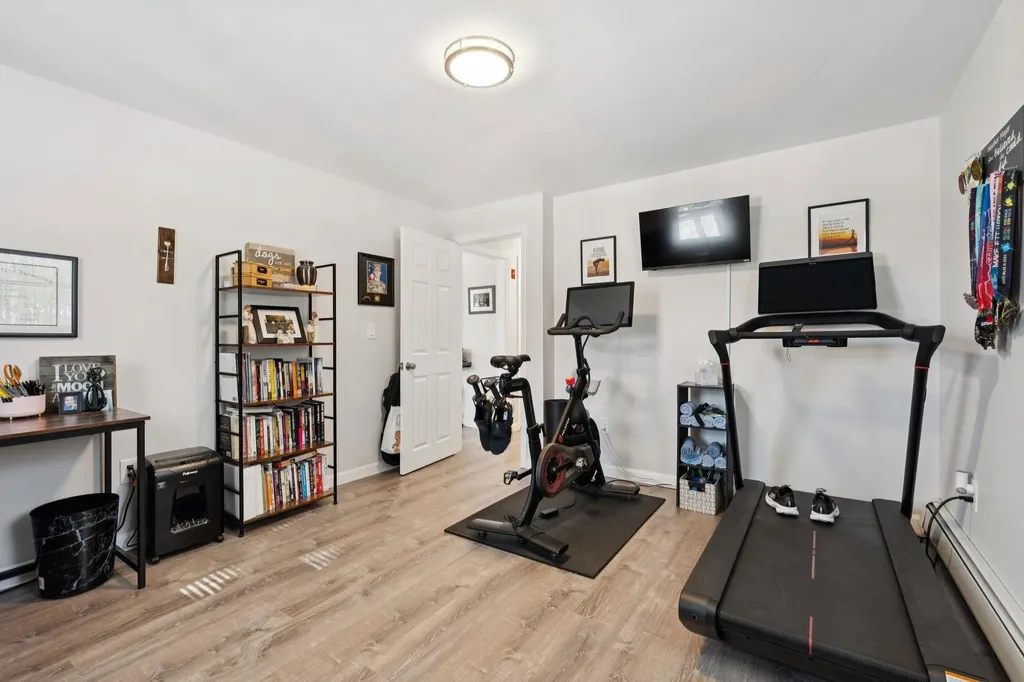 9 Berry Hill Road Hooksett NH 03106