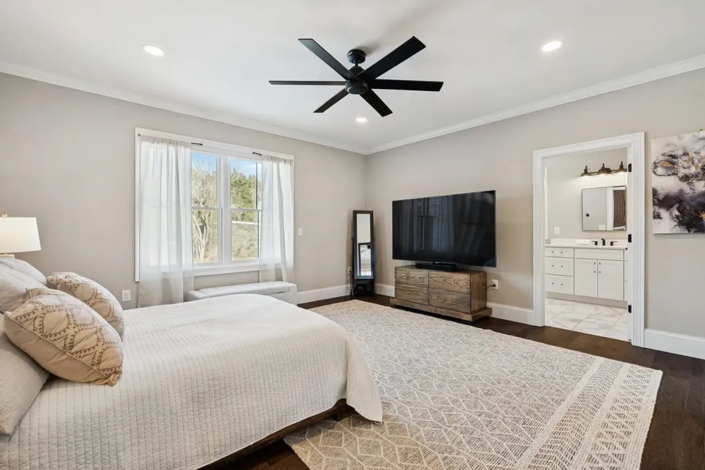 6 Shipwright Way Newington NH 03801