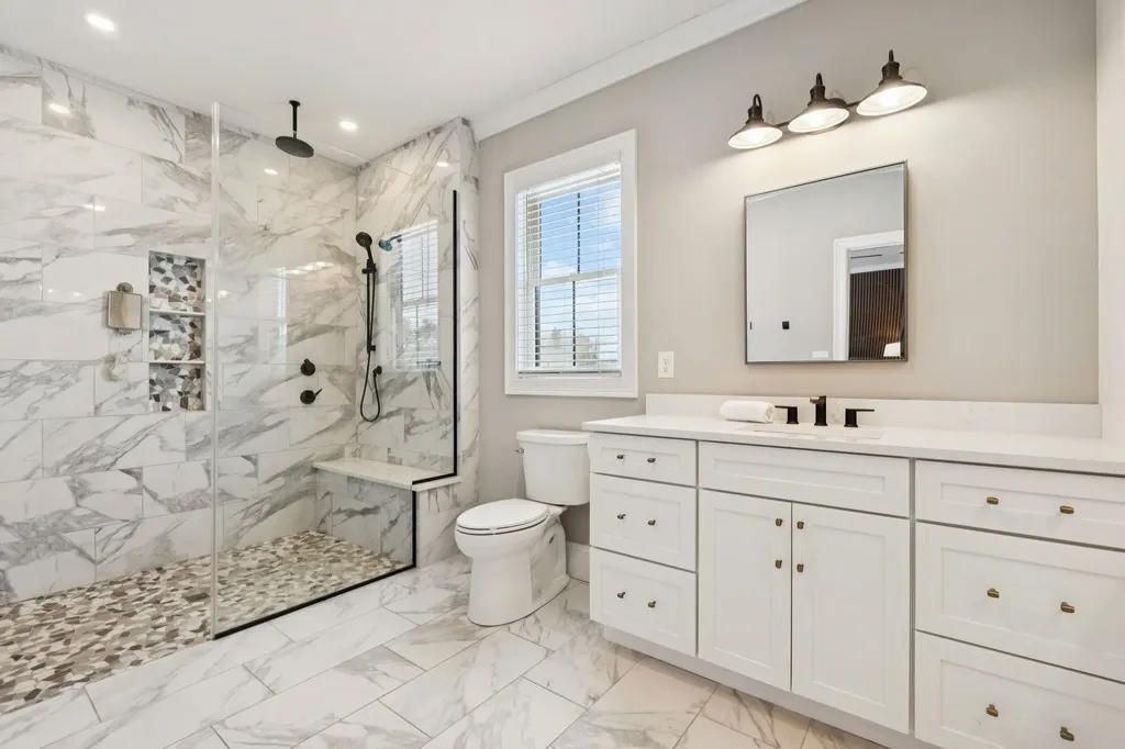 6 Shipwright Way Newington NH 03801