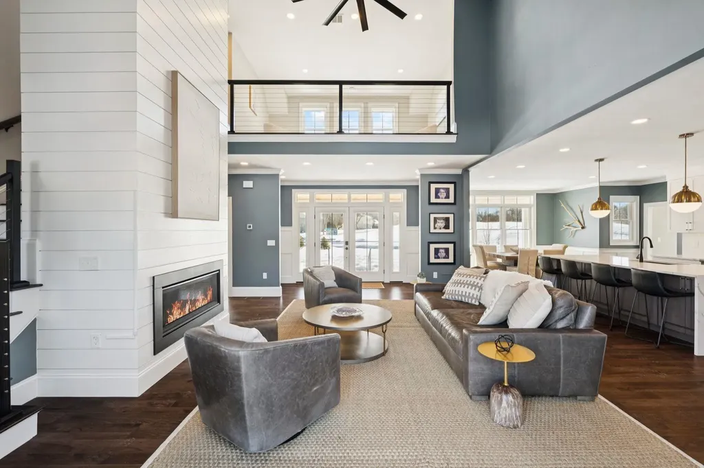 6 Shipwright Way Newington NH 03801