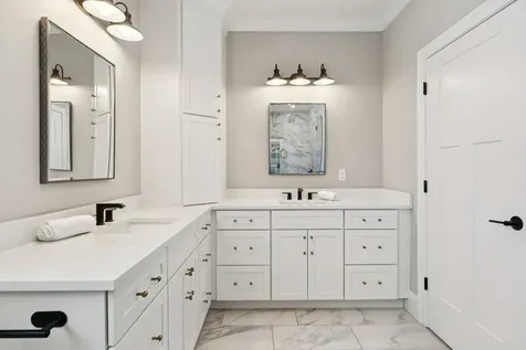 6 Shipwright Way Newington NH 03801