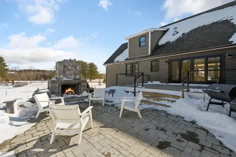 6 Shipwright Way Newington NH 03801