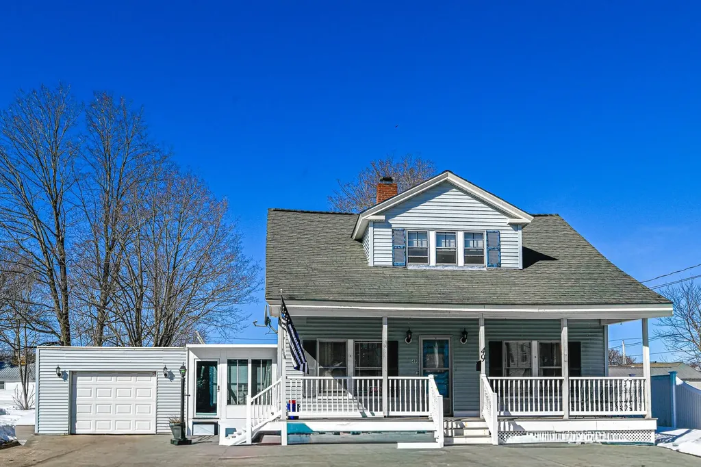 49 Washington Street Rochester NH 03867