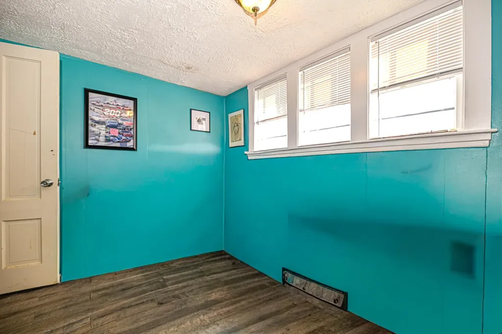 49 Washington Street Rochester NH 03867