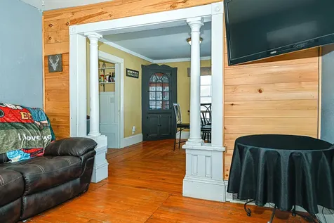 49 Washington Street Rochester NH 03867