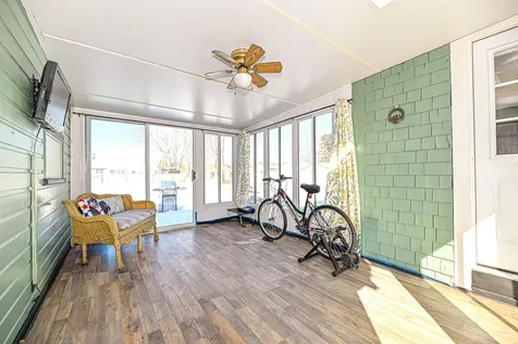 49 Washington Street Rochester NH 03867