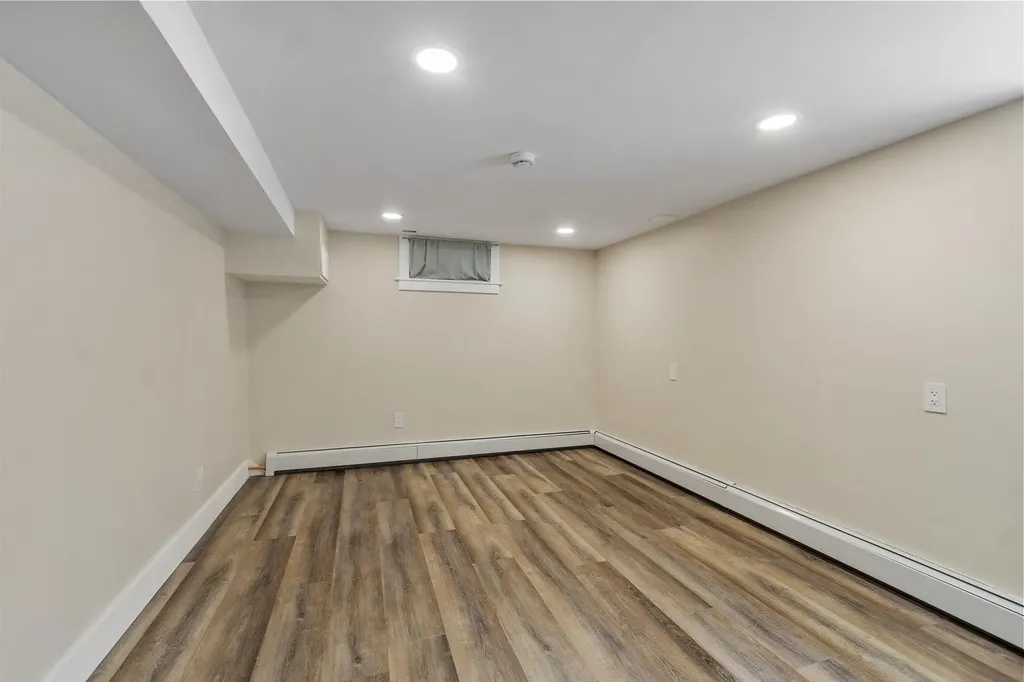 16 Dogtown Road Exeter NH 03833