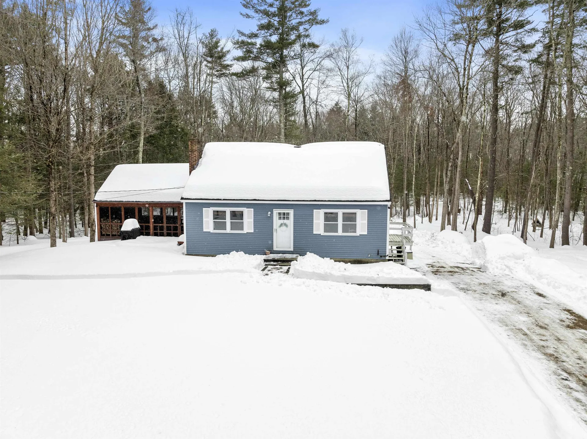 16 Dogtown Road Exeter NH 03833