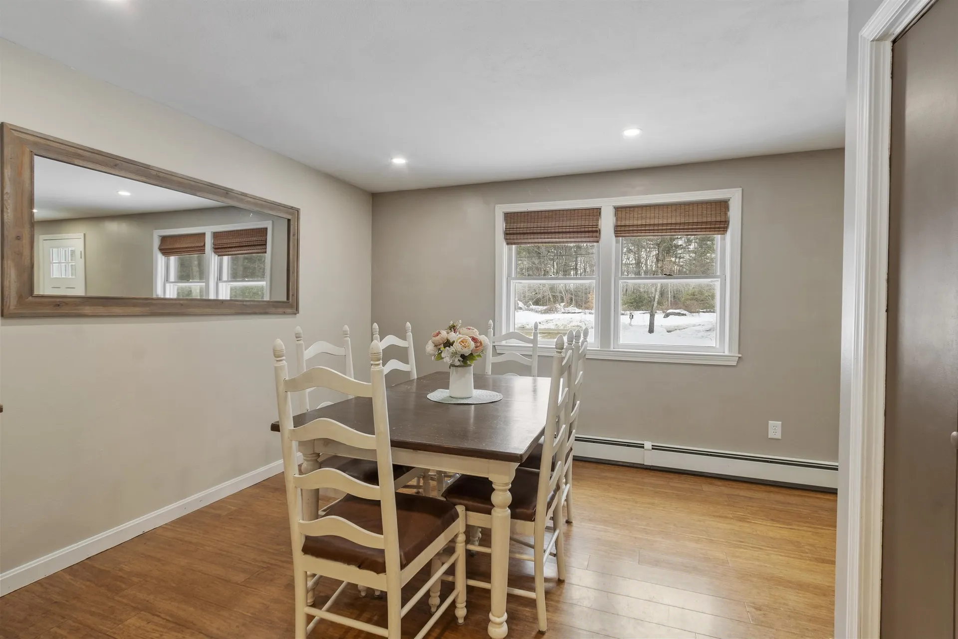 16 Dogtown Road Exeter NH 03833