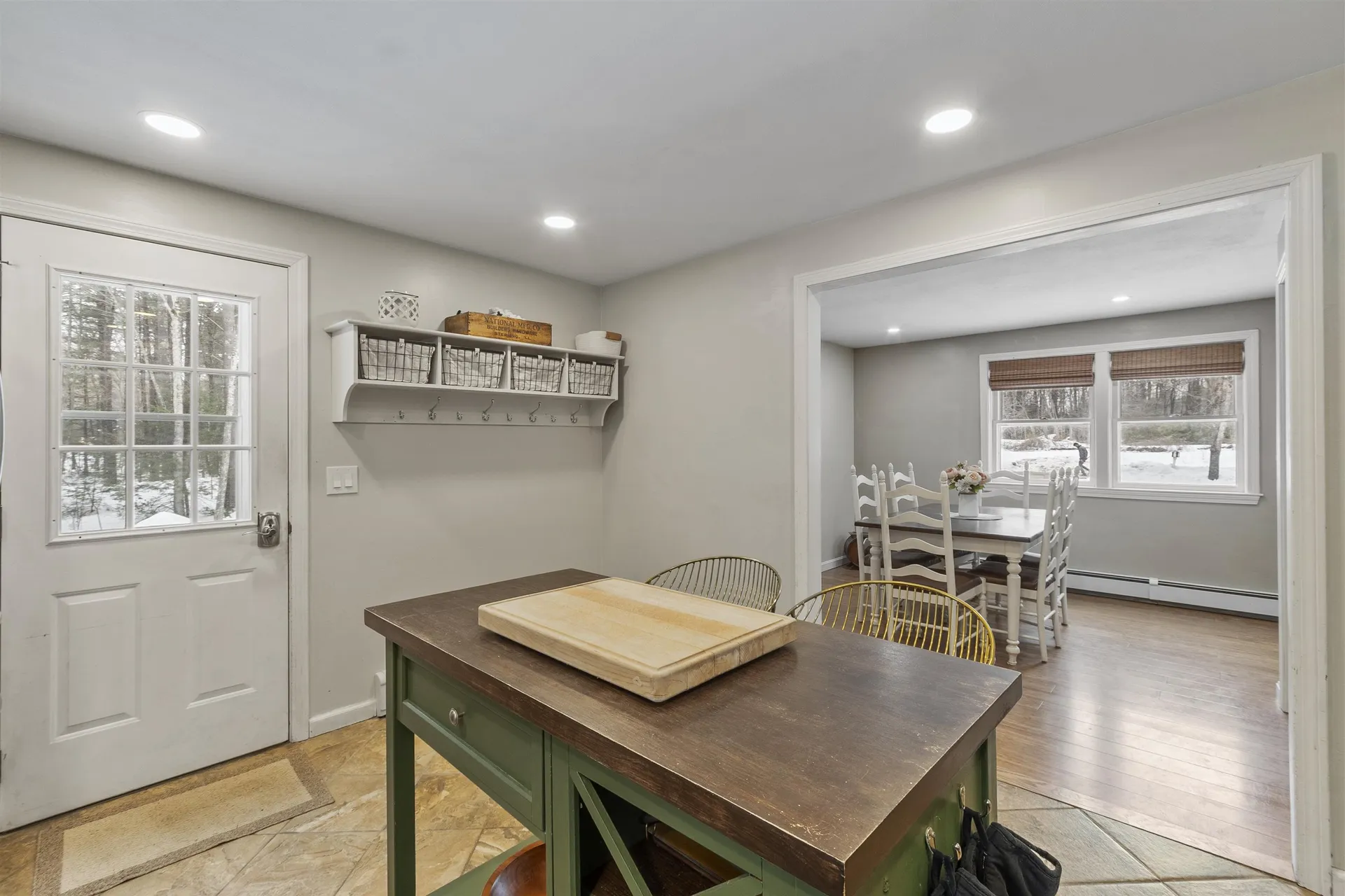 16 Dogtown Road Exeter NH 03833