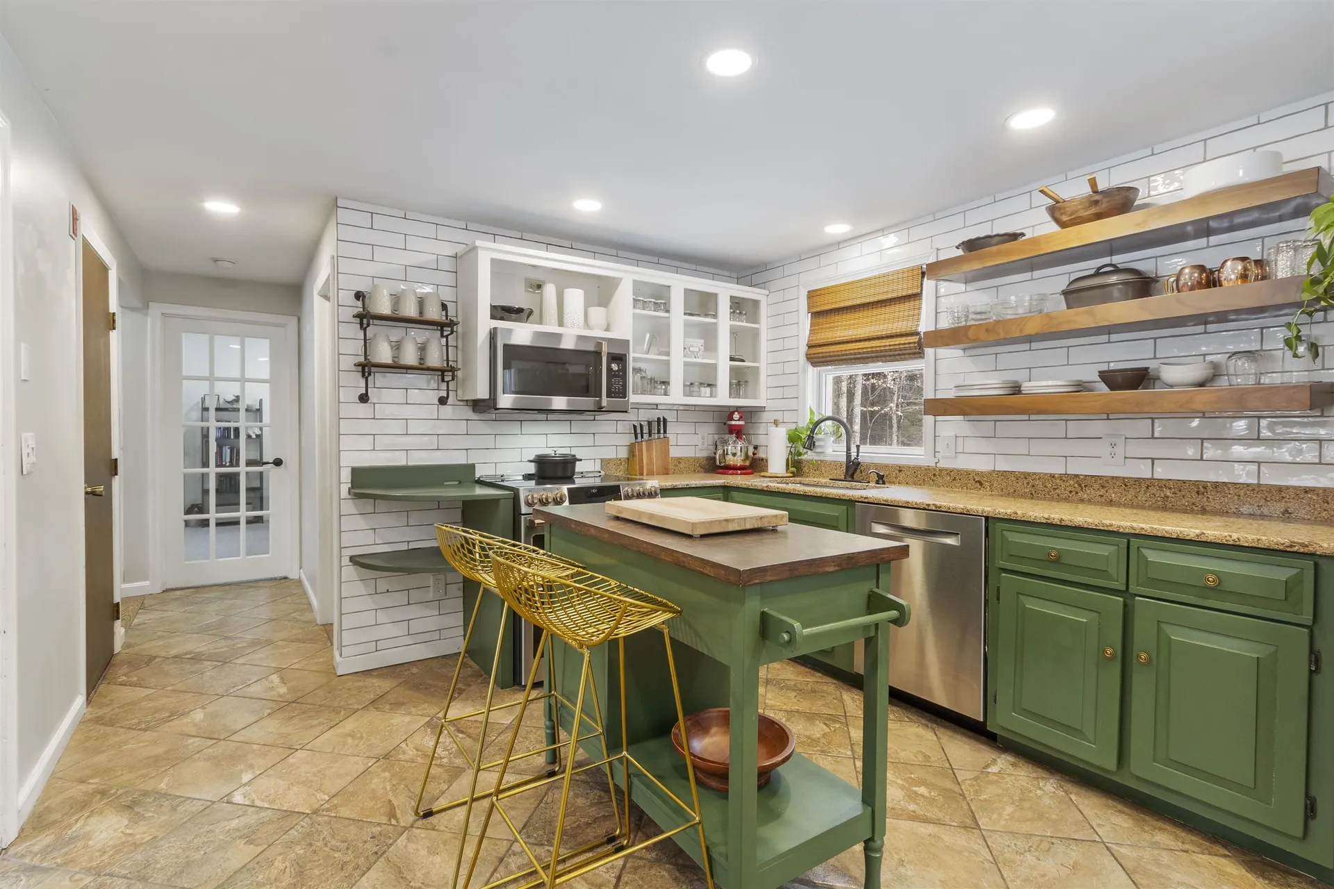 16 Dogtown Road Exeter NH 03833