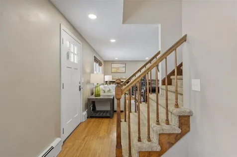 16 Dogtown Road Exeter NH 03833