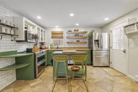 16 Dogtown Road Exeter NH 03833